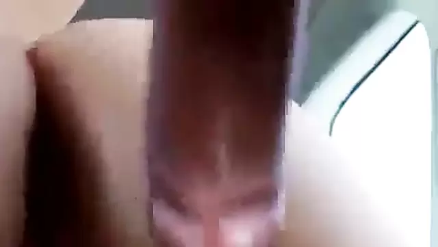 Azgın Kyrgyz, en yakın arkadaşının sevgilisini sikişle dağıttı.